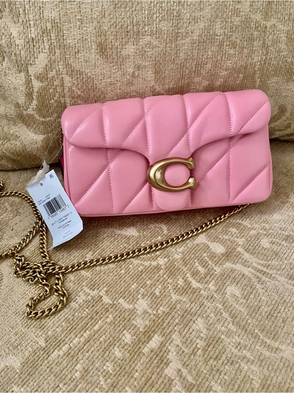 NWT Coach Tabby Shoulder Bag 20 With Pillow Quilting - Picture 3 of 9